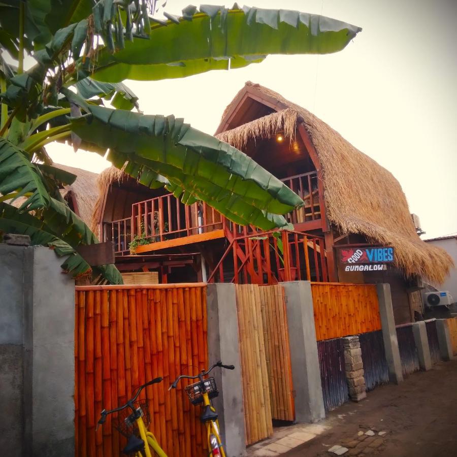 Good Vibes Bungalows Gili Trawangan Exterior photo