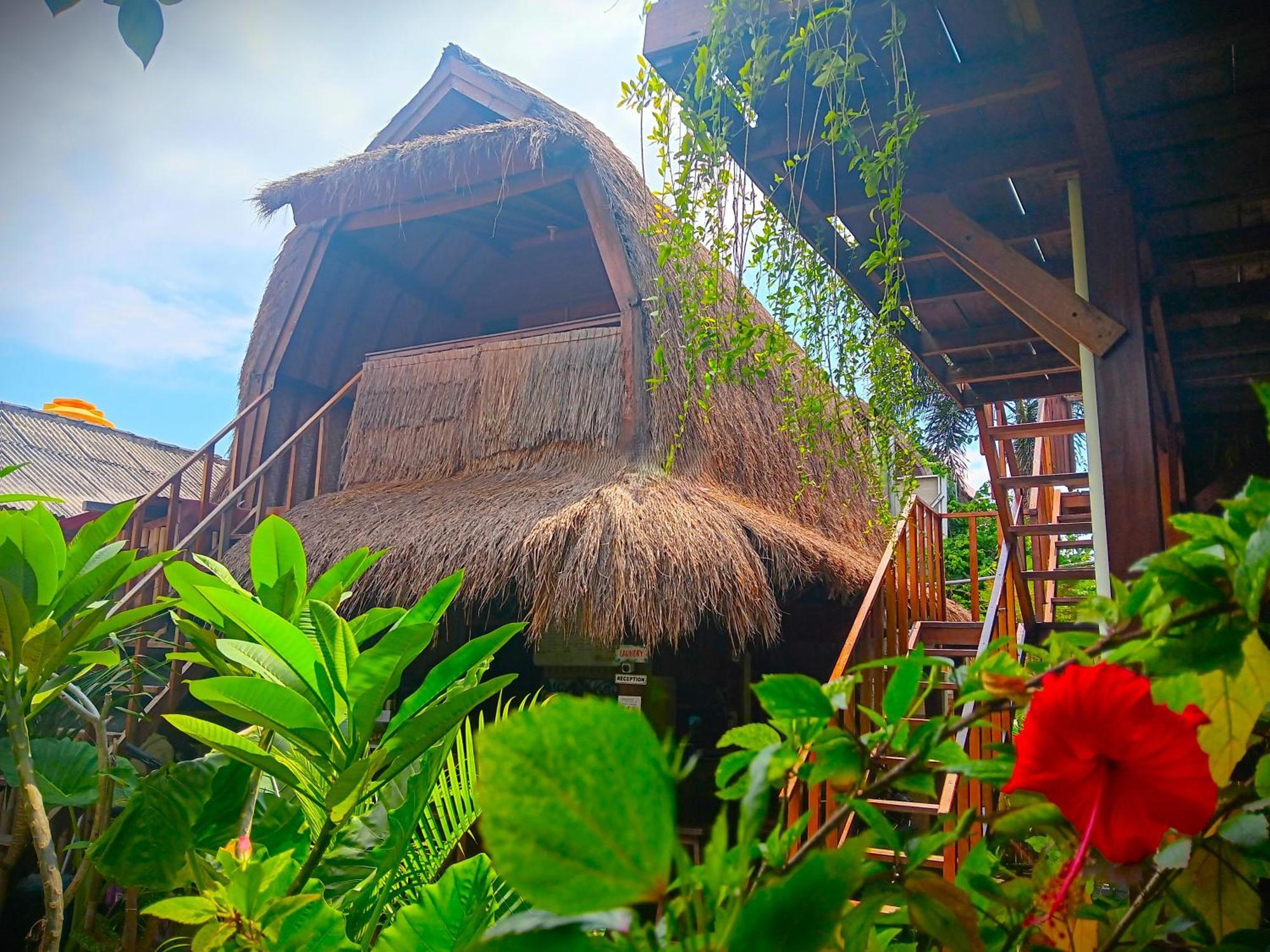 Good Vibes Bungalows Gili Trawangan Exterior photo